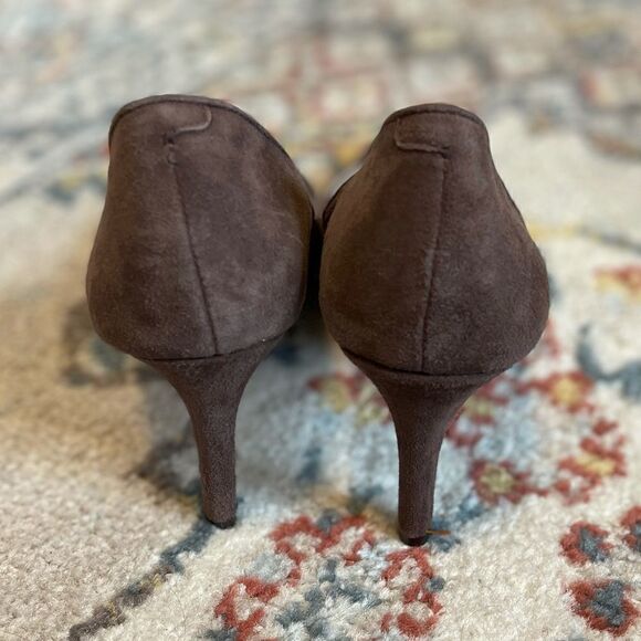 Johnston & Murphy Brown Suede Leopard Animal Fur Pumps Heels 7 - Picture 4 of 8